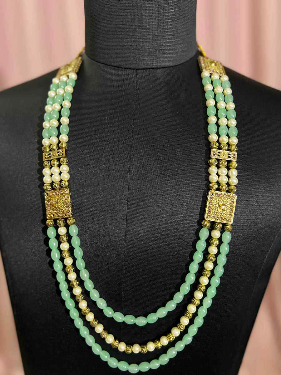 Multi Alloy Moti Wedding Wear Pearls Necklace