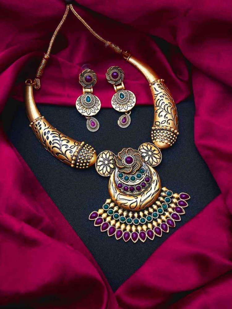 Multi Alloy Traditional Wear Meenakari Necklace