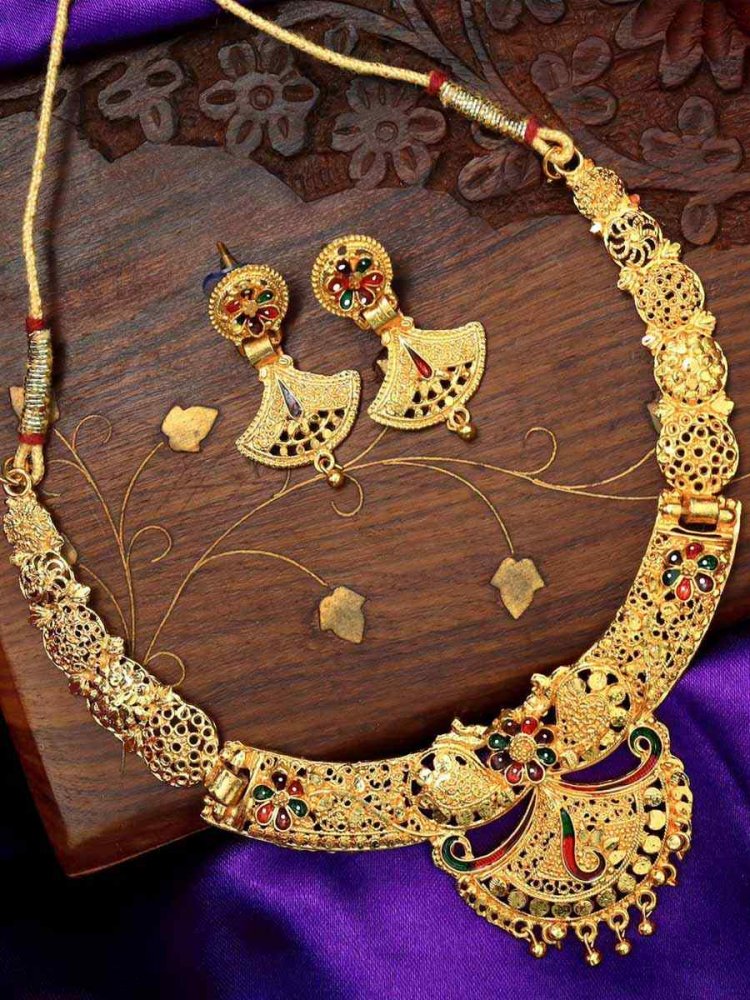 Multi Alloy Traditional Wear Meenakari Necklace