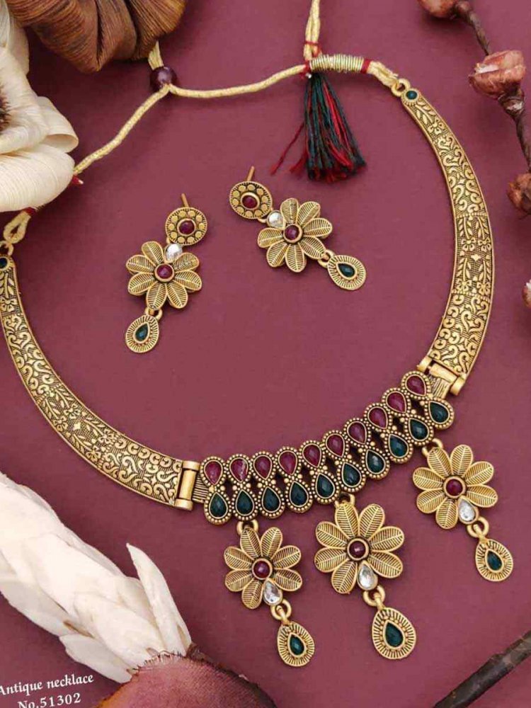 Multi Alloy Traditional Wear Meenakari Necklace