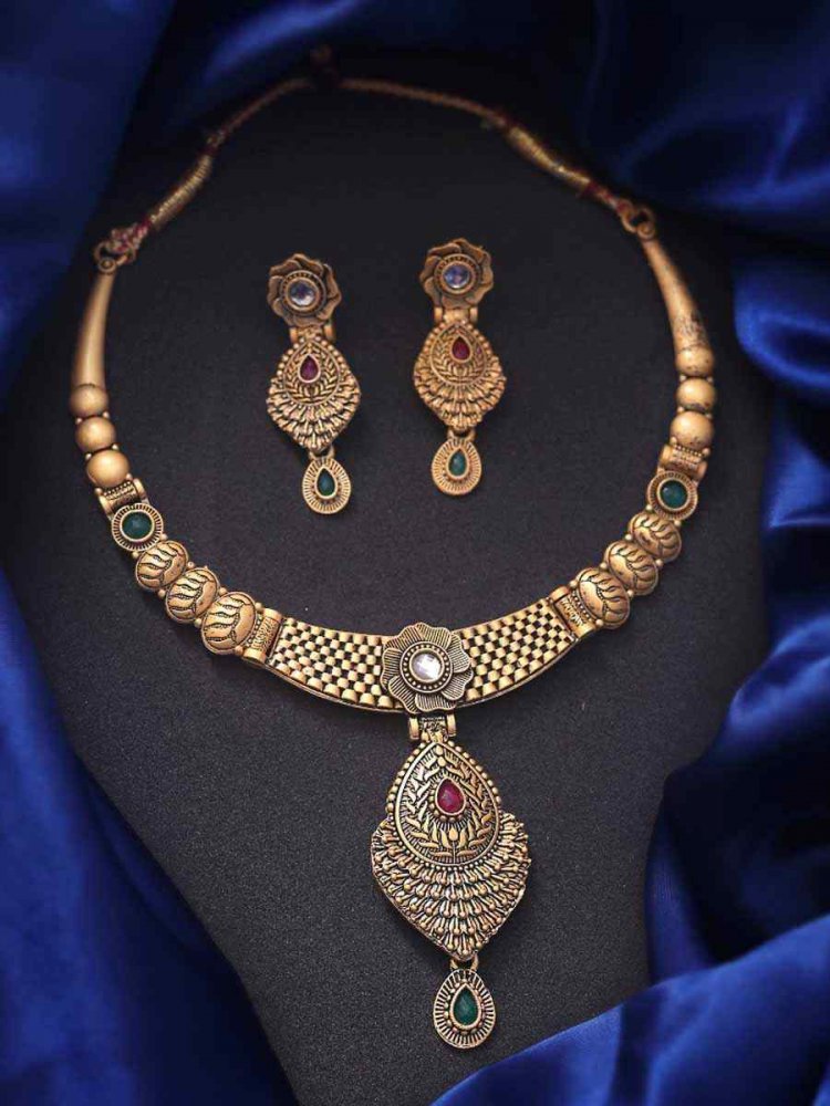 Multi Alloy Traditional Wear Meenakari Necklace