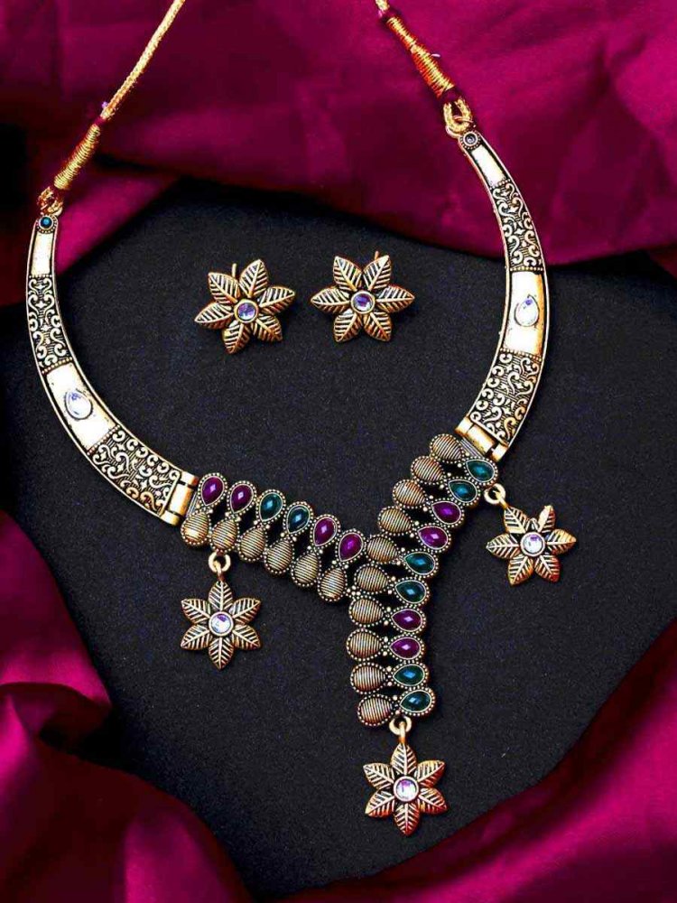Multi Alloy Traditional Wear Meenakari Necklace