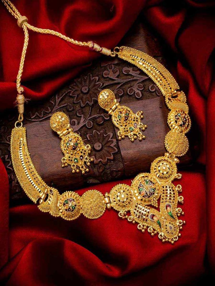 Multi Alloy Traditional Wear Meenakari Necklace