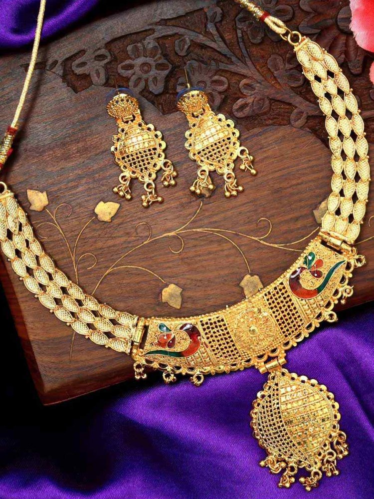 Multi Alloy Traditional Wear Meenakari Necklace