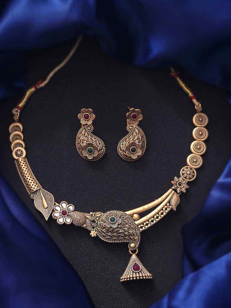 Multi Alloy Traditional Wear Meenakari Necklace