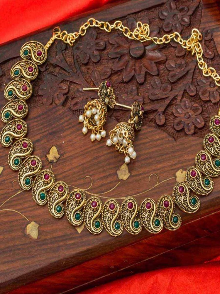 Multi Alloy Traditional Wear Meenakari Necklace