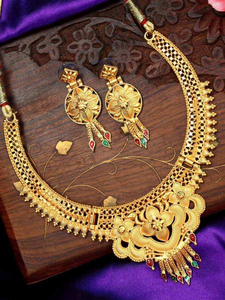 Multi Alloy Traditional Wear Meenakari Necklace