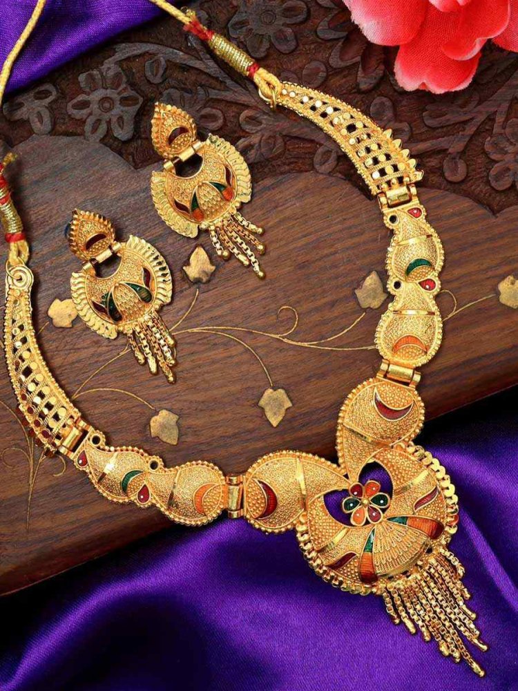 Multi Alloy Traditional Wear Meenakari Necklace