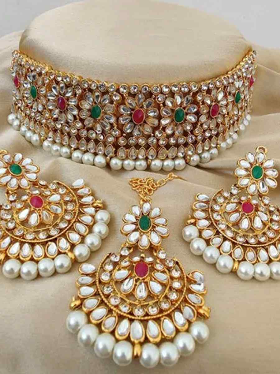 Multi Alloy Wedding Wear Kundan Necklace