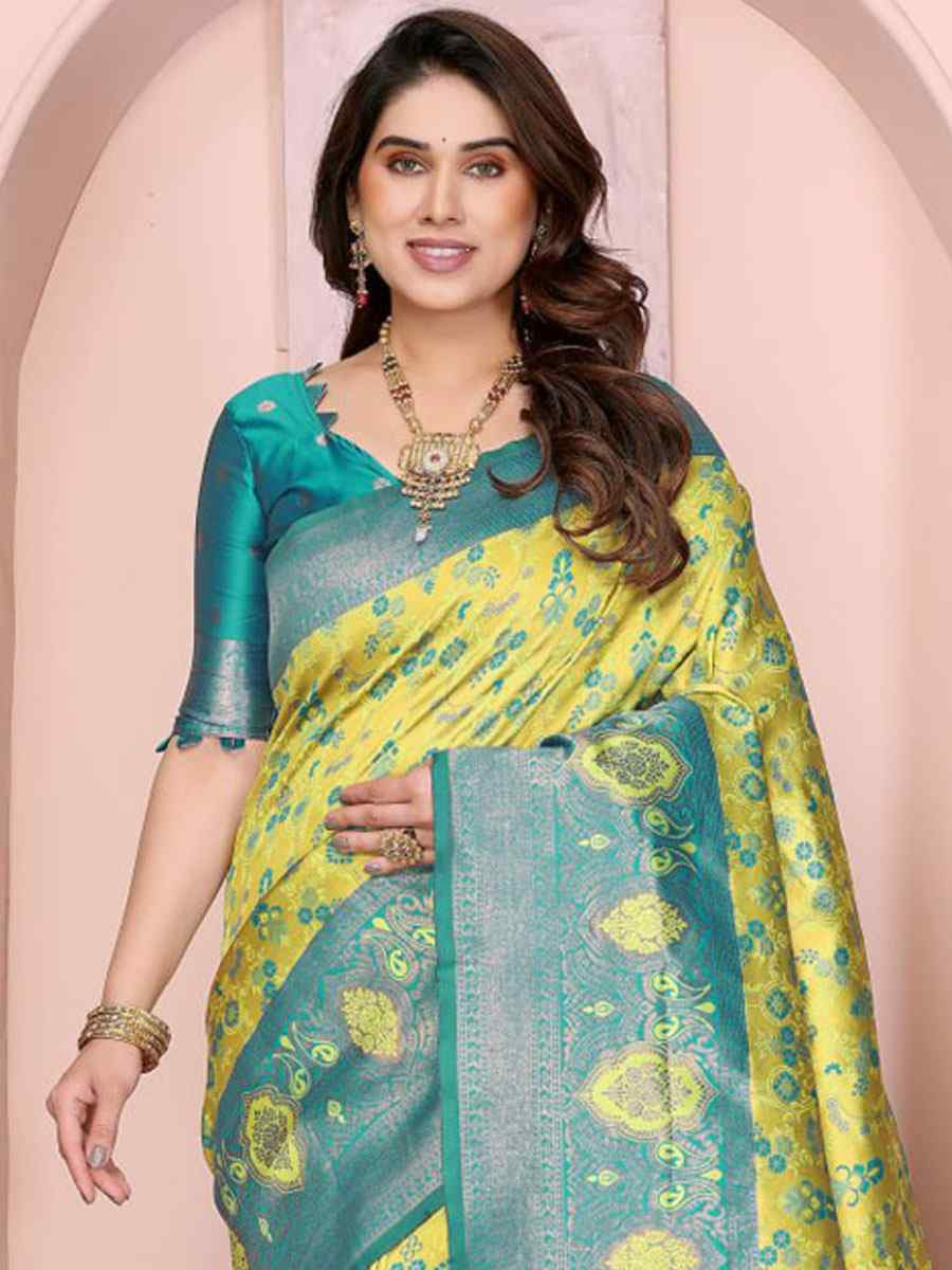 Multi Banarasi Silk Handwoven Traditional Bridal Reception Festival Wedding Fancy Heavy Border Saree