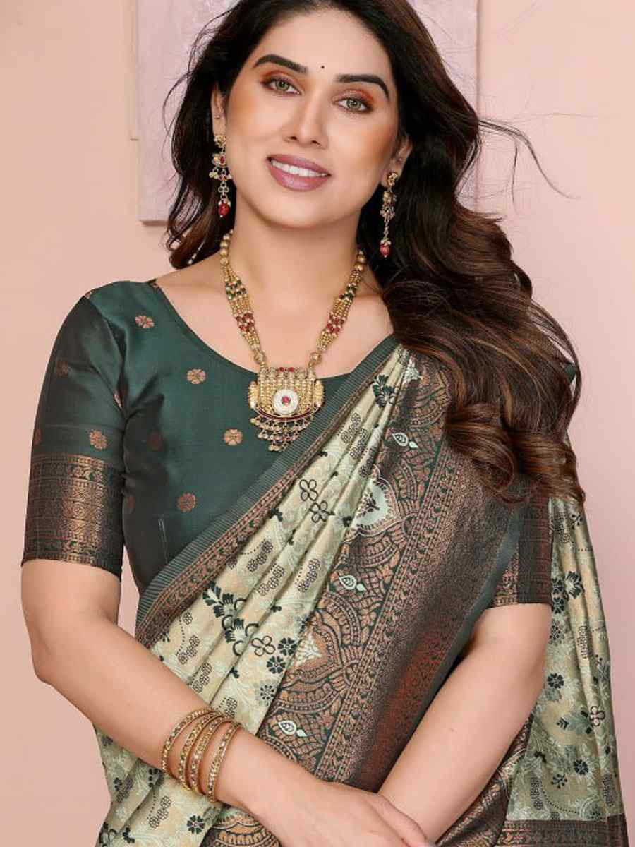 Multi Banarasi Silk Handwoven Traditional Bridal Reception Festival Wedding Fancy Heavy Border Saree