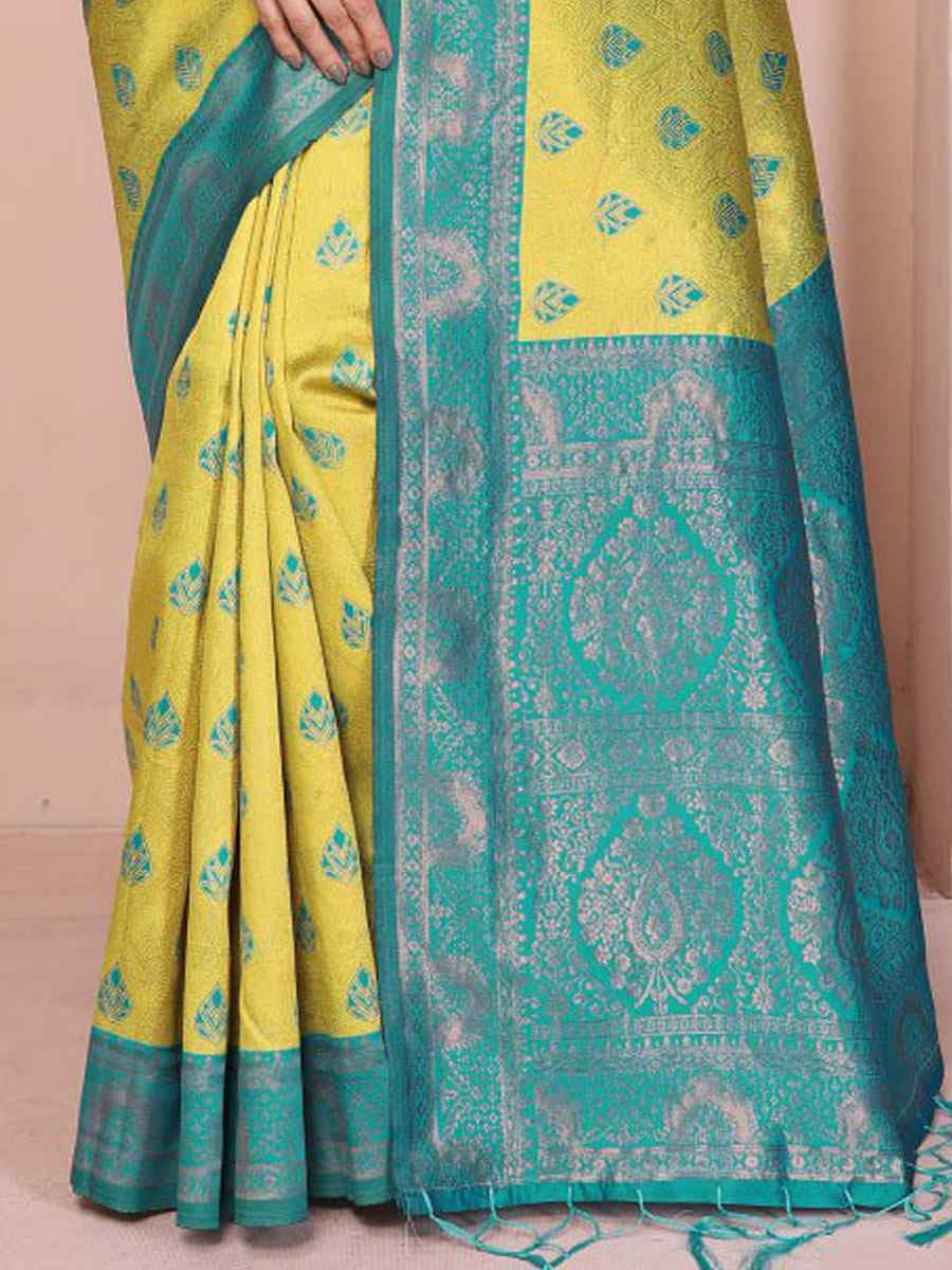 Multi Banarasi Silk Handwoven Traditional Bridal Reception Festival Wedding Fancy Heavy Border Saree