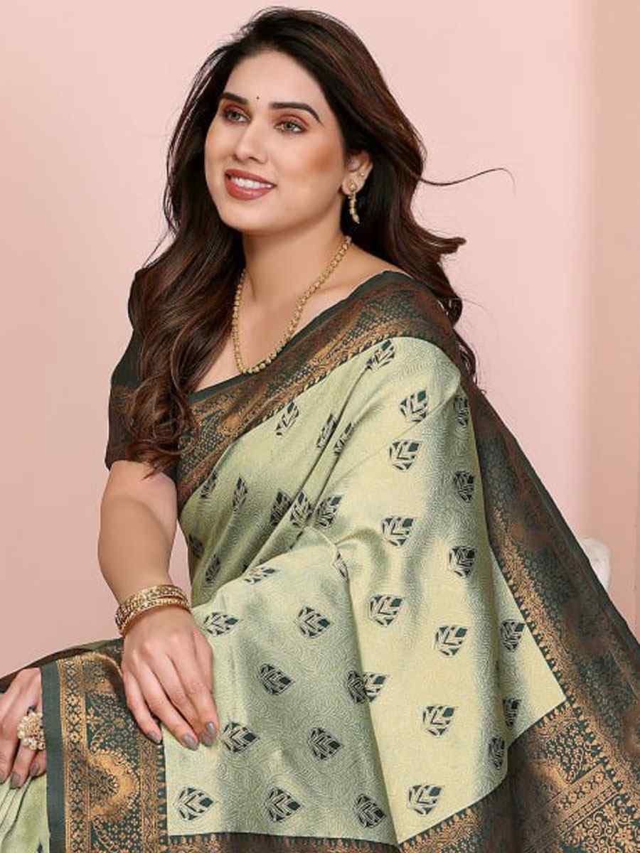 Multi Banarasi Silk Handwoven Traditional Bridal Reception Festival Wedding Fancy Heavy Border Saree