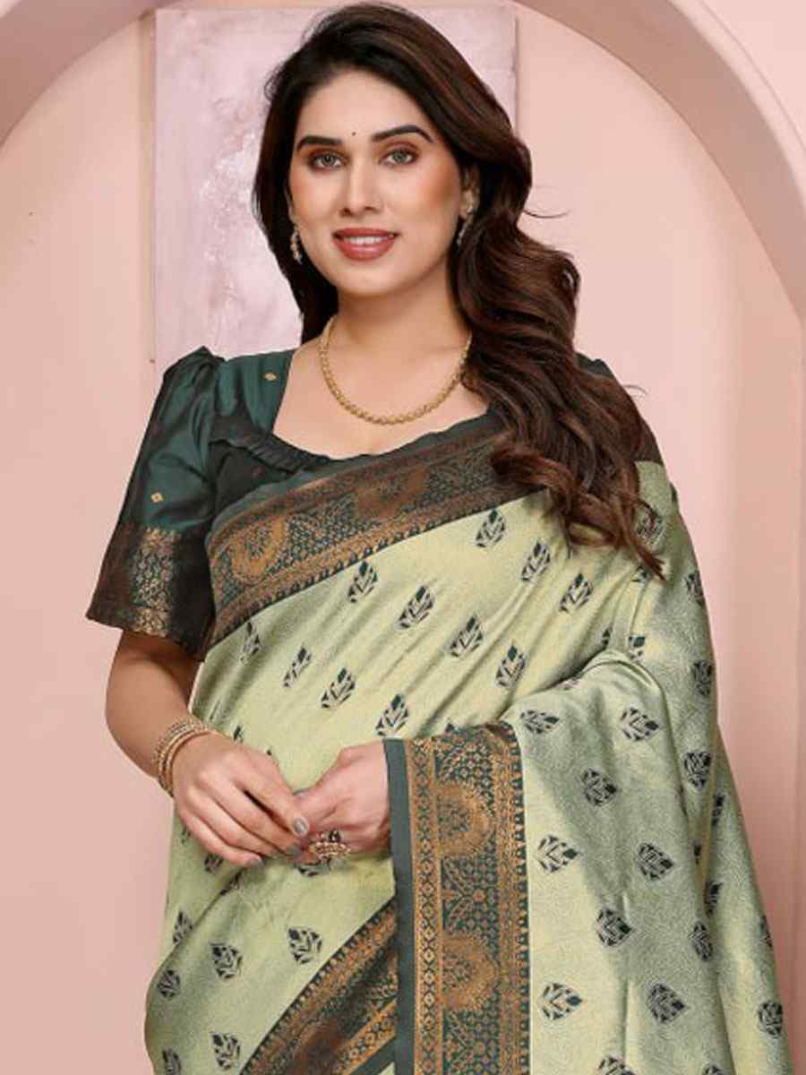 Multi Banarasi Silk Handwoven Traditional Bridal Reception Festival Wedding Fancy Heavy Border Saree