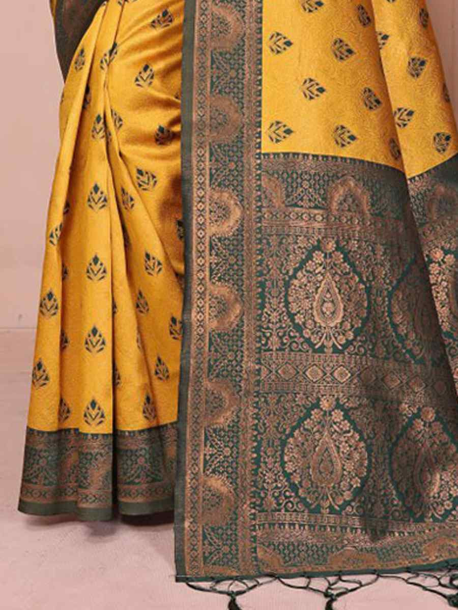 Multi Banarasi Silk Handwoven Traditional Bridal Reception Festival Wedding Fancy Heavy Border Saree