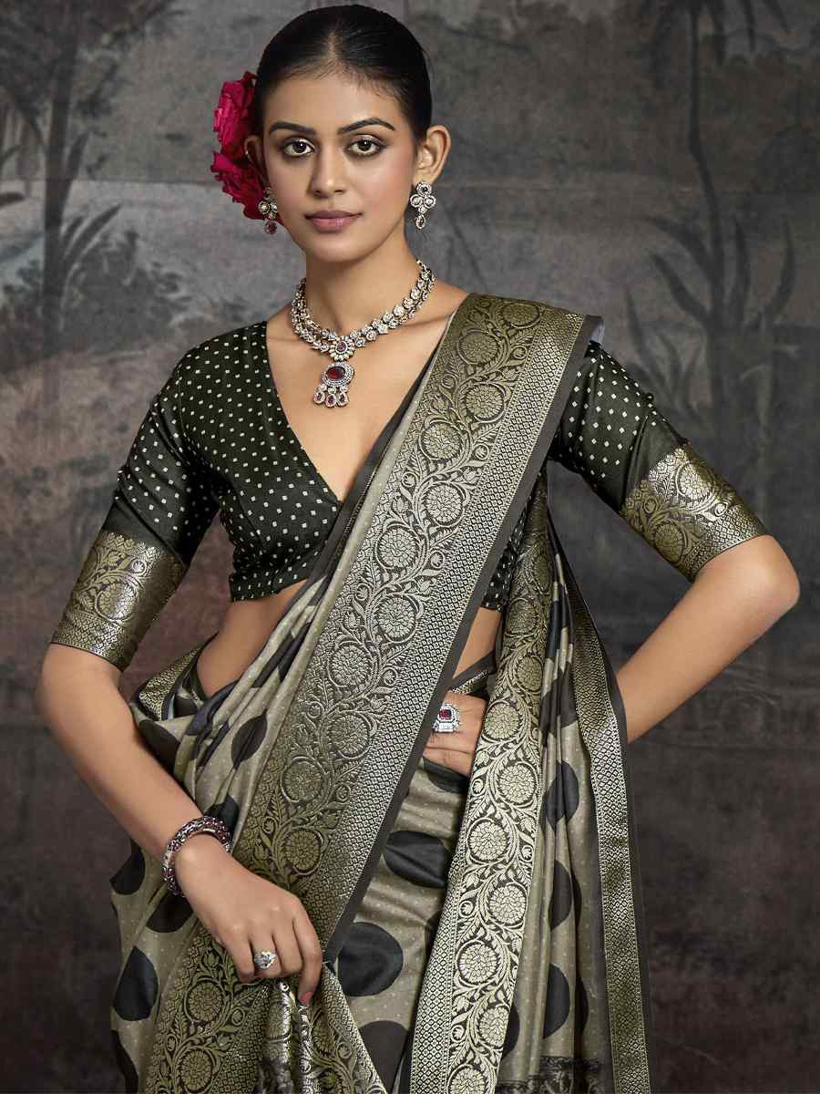 Multi Silk Handwoven Festival Wedding Fancy Heavy Border Saree