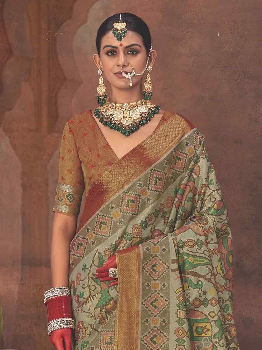 Multi Silk Handwoven Festival Wedding Fancy Heavy Border Saree