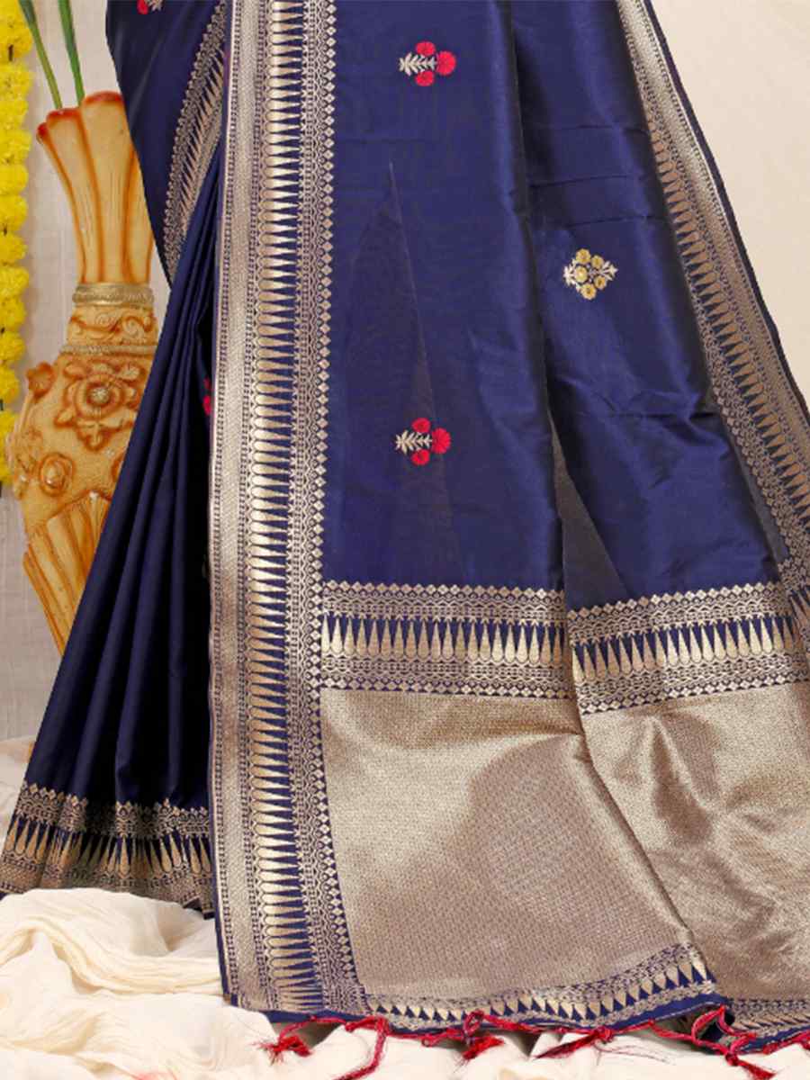 Navy Blue Banarasi Silk Handwoven Festival Casual Heavy Border Saree