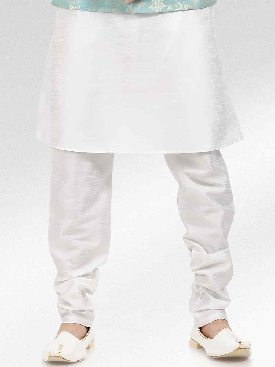 Off White Art Banarasi Silk Woven Festival Party Kurta