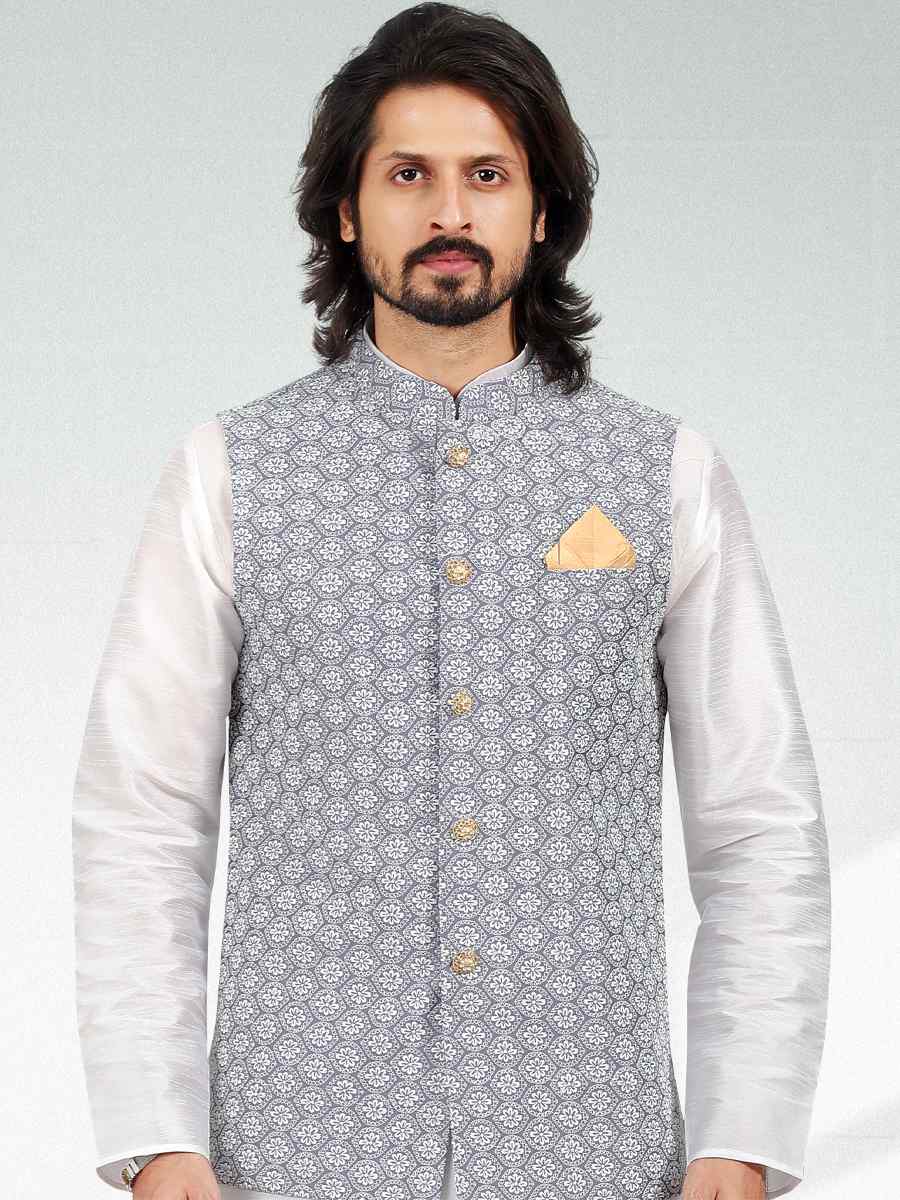 Off White Art Banarasi Silk Woven Festival Party Kurta