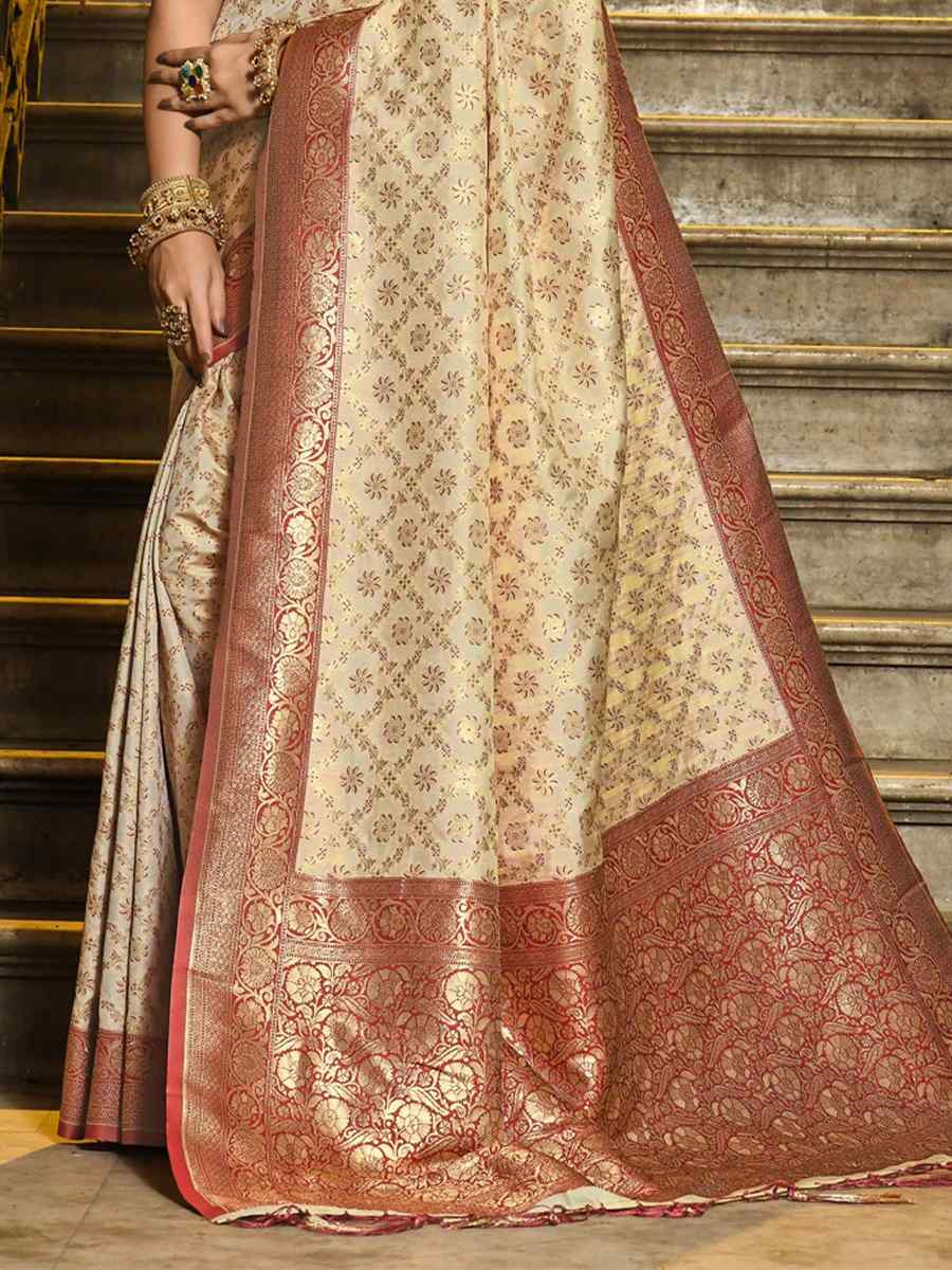 Off-White Banarasi Silk Handwoven Festival Wedding Fancy Heavy Border Saree