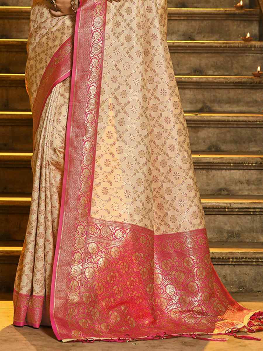 Off-White Banarasi Silk Handwoven Festival Wedding Fancy Heavy Border Saree