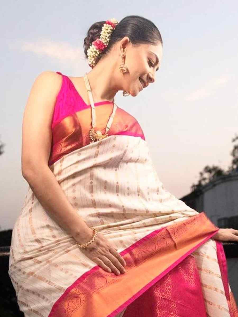 Off White Banarasi Soft Silk Jacquard Festival Wear Fancy Heavy Border Saree