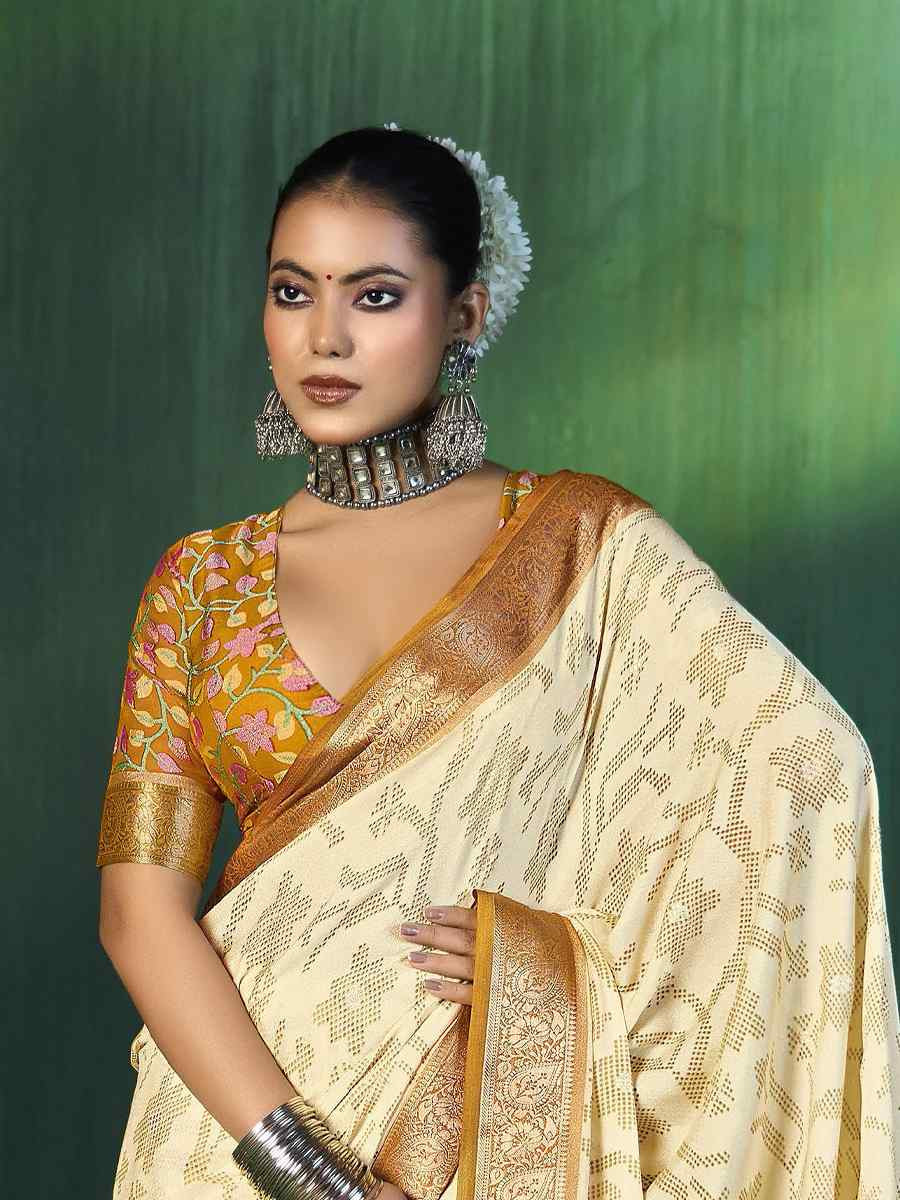 Off-White Silk Handwoven Festival Wedding Fancy Heavy Border Saree