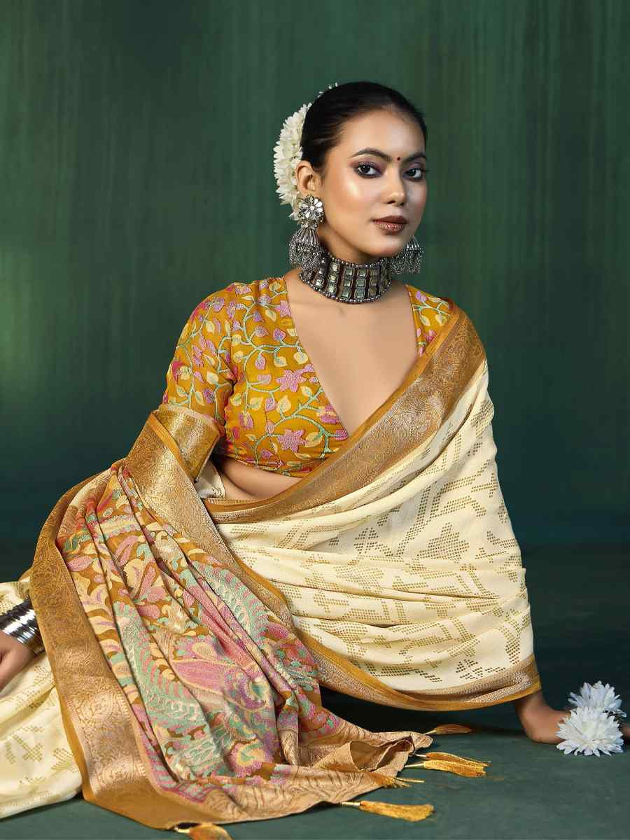 Off-White Silk Handwoven Festival Wedding Fancy Heavy Border Saree