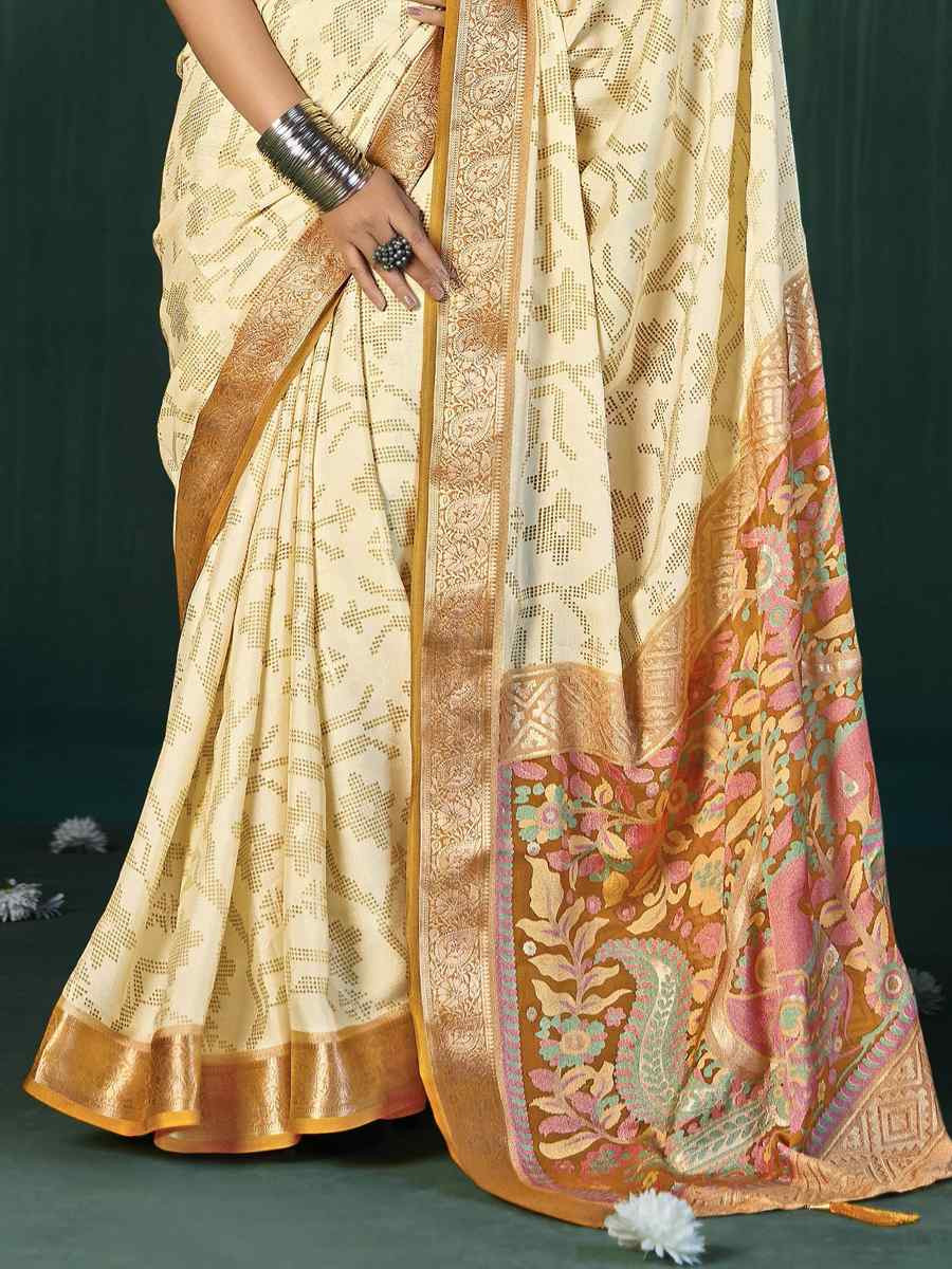 Off-White Silk Handwoven Festival Wedding Fancy Heavy Border Saree