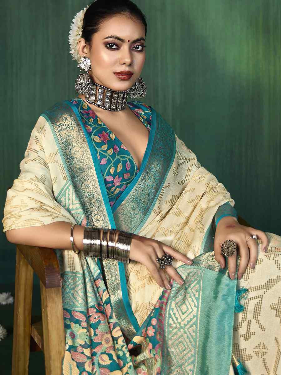 Off-White Silk Handwoven Festival Wedding Fancy Heavy Border Saree