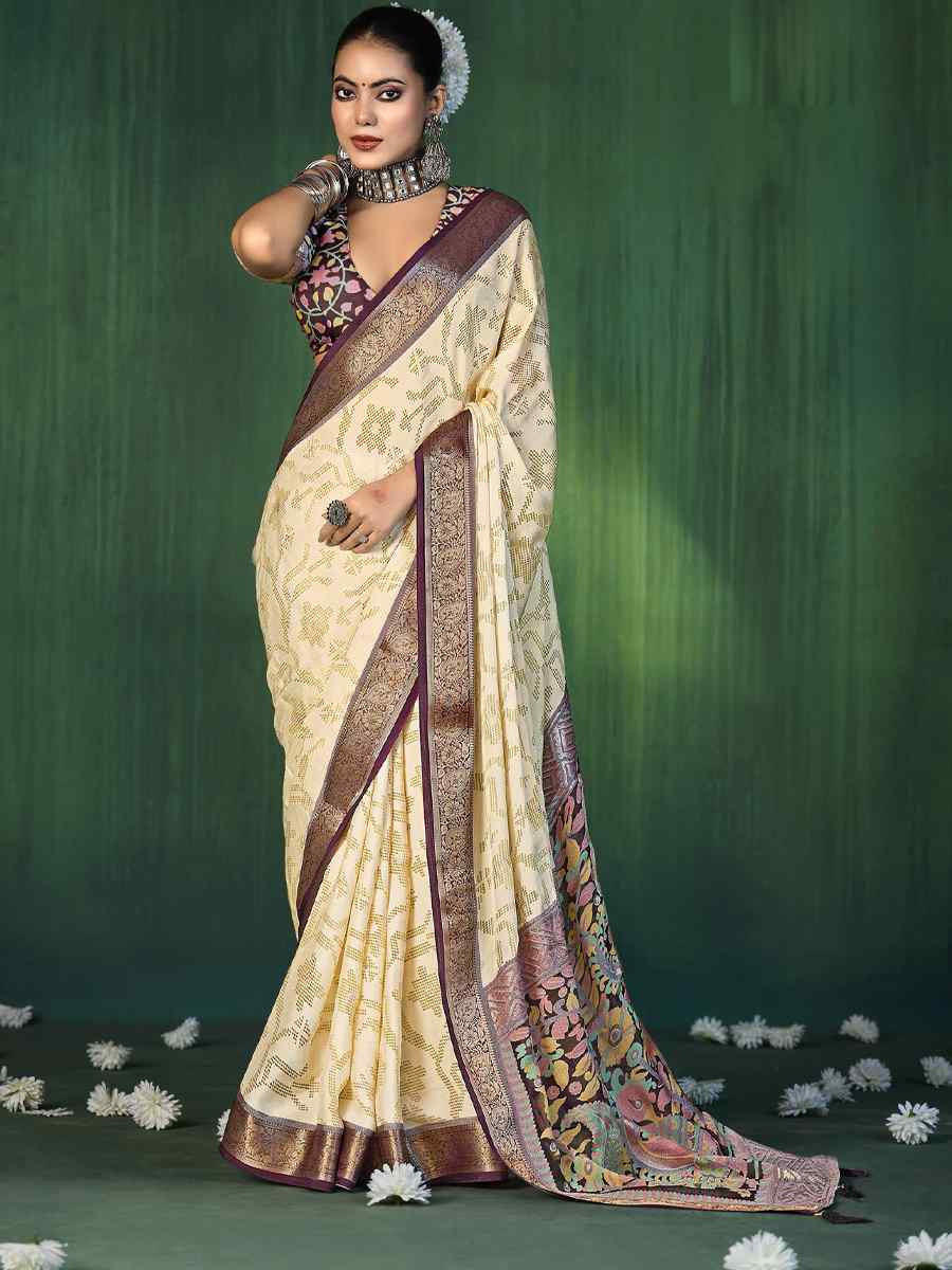 Off-White Silk Handwoven Festival Wedding Fancy Heavy Border Saree