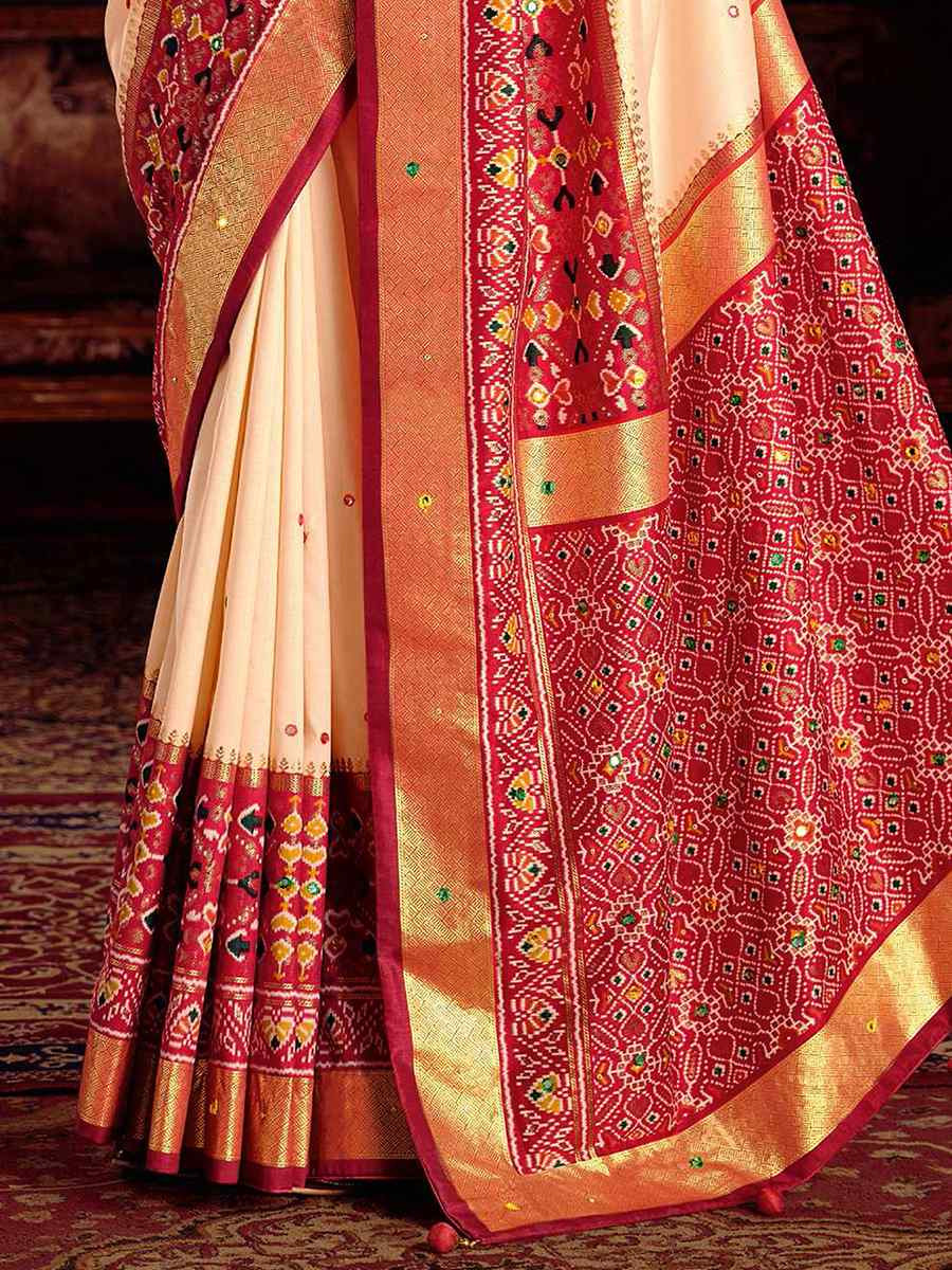Off-White Silk Handwoven Festival Wedding Fancy Heavy Border Saree