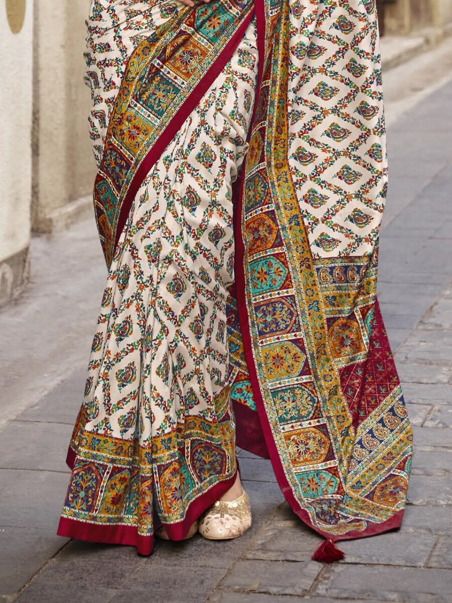 Off White Silk Printed Wedding Reception Party Festival Casual Heavy Border Sarees