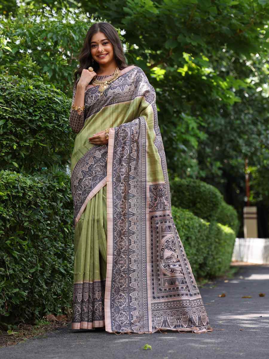 Off-White Tussar silk Printed Festival Casual Classic Style Saree