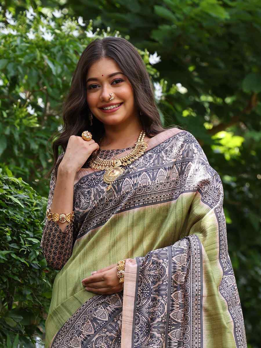 Off-White Tussar silk Printed Festival Casual Classic Style Saree