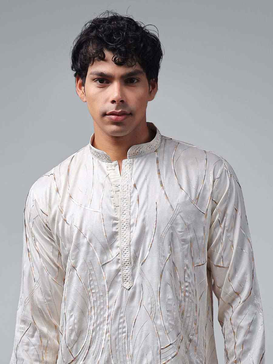Off White Viscose  Embroidered Festival Casual Kurta