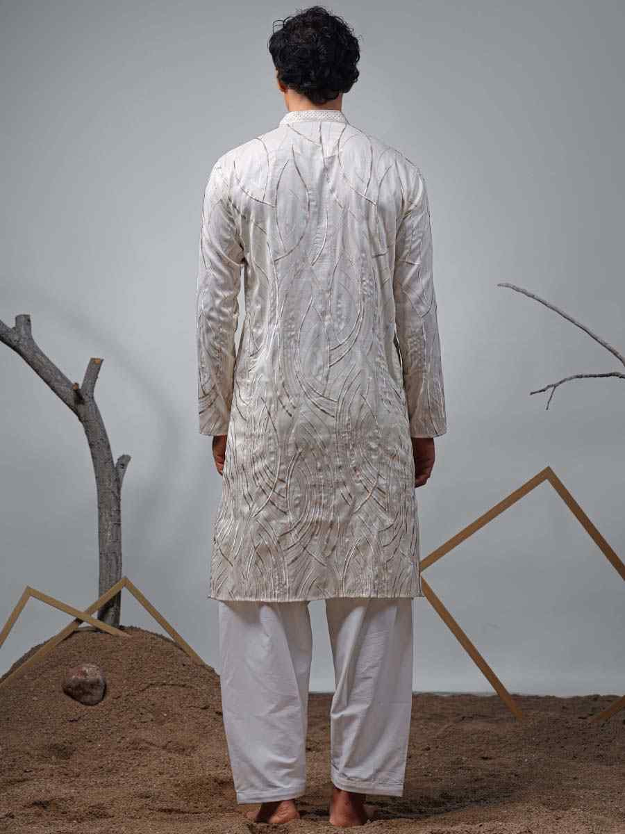 Off White Viscose  Embroidered Festival Casual Kurta