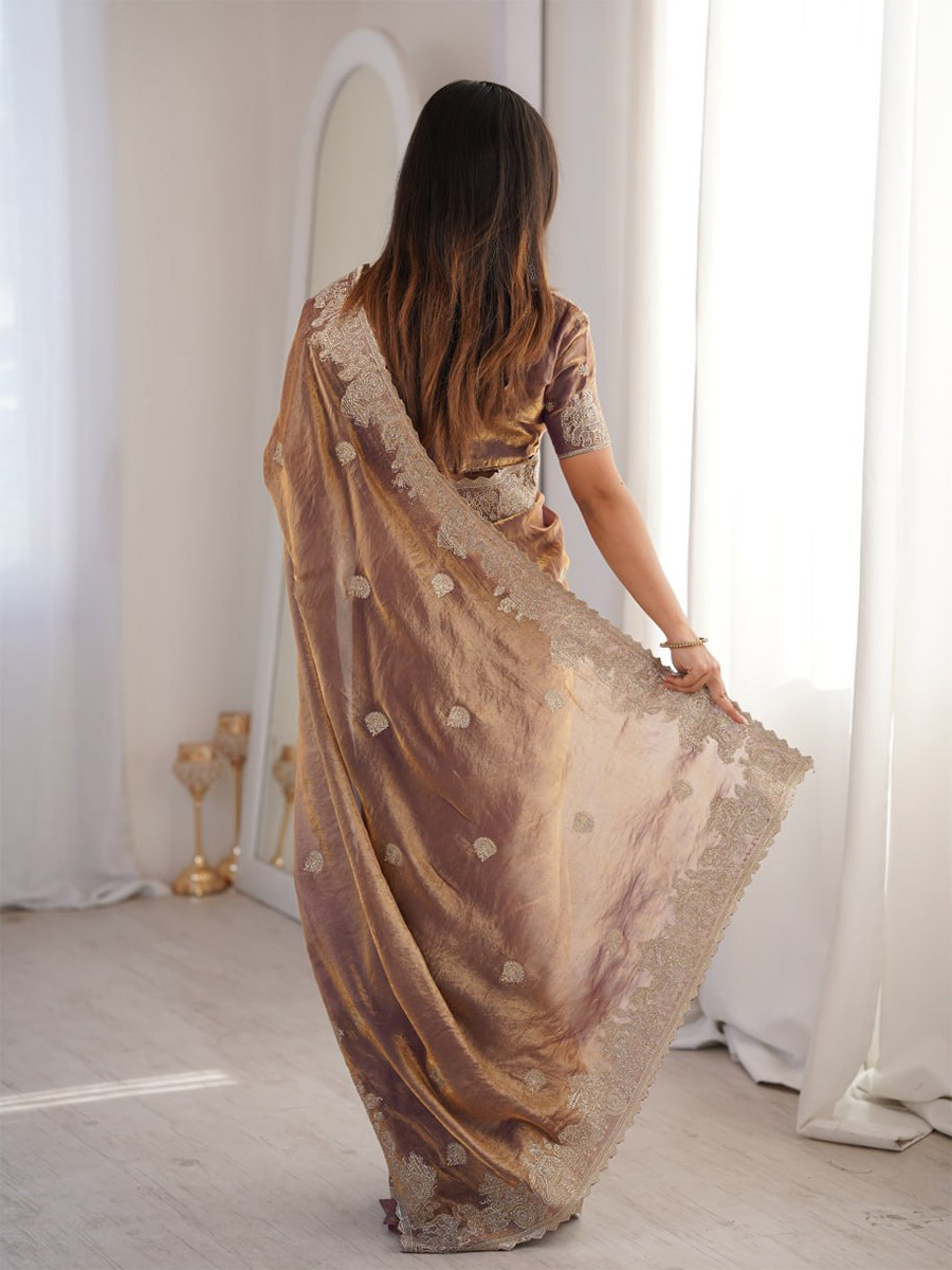 Onion Pink Fendy Crush Silk Embroidery Zari Wedding Festival Party Wear Heavy Border Sarees
