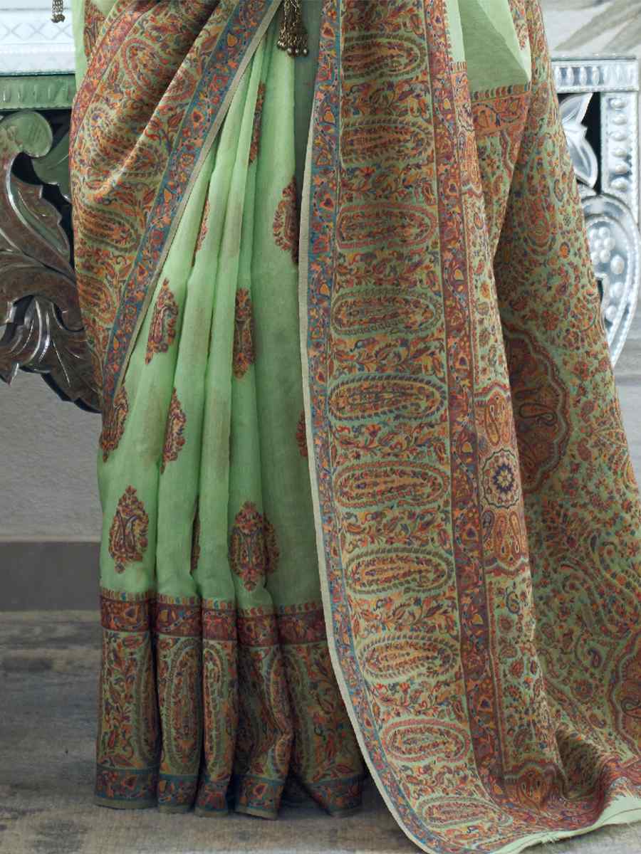 Hazel Green Silk Handwoven Wedding Festival Heavy Border Saree