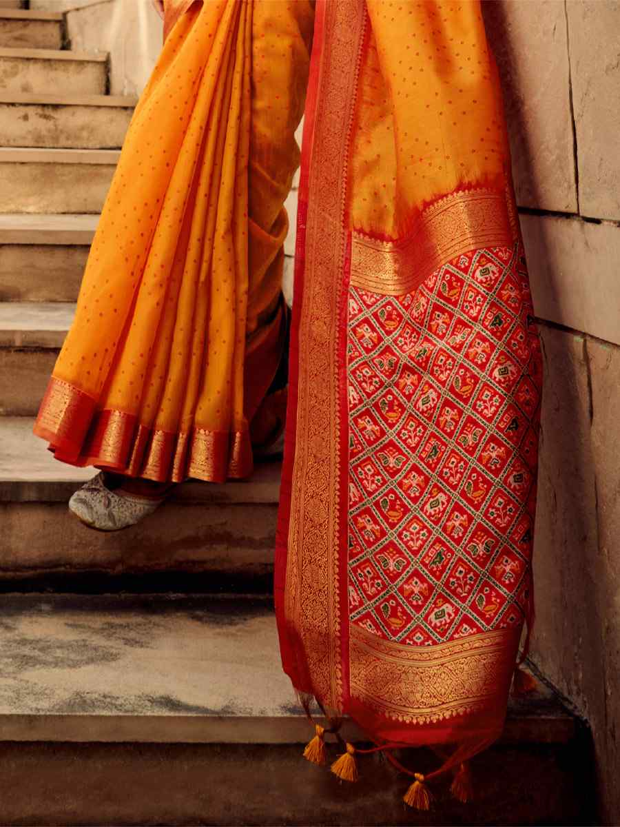 Orange Weaving Silk Handwoven Wedding Festival Heavy Border Saree