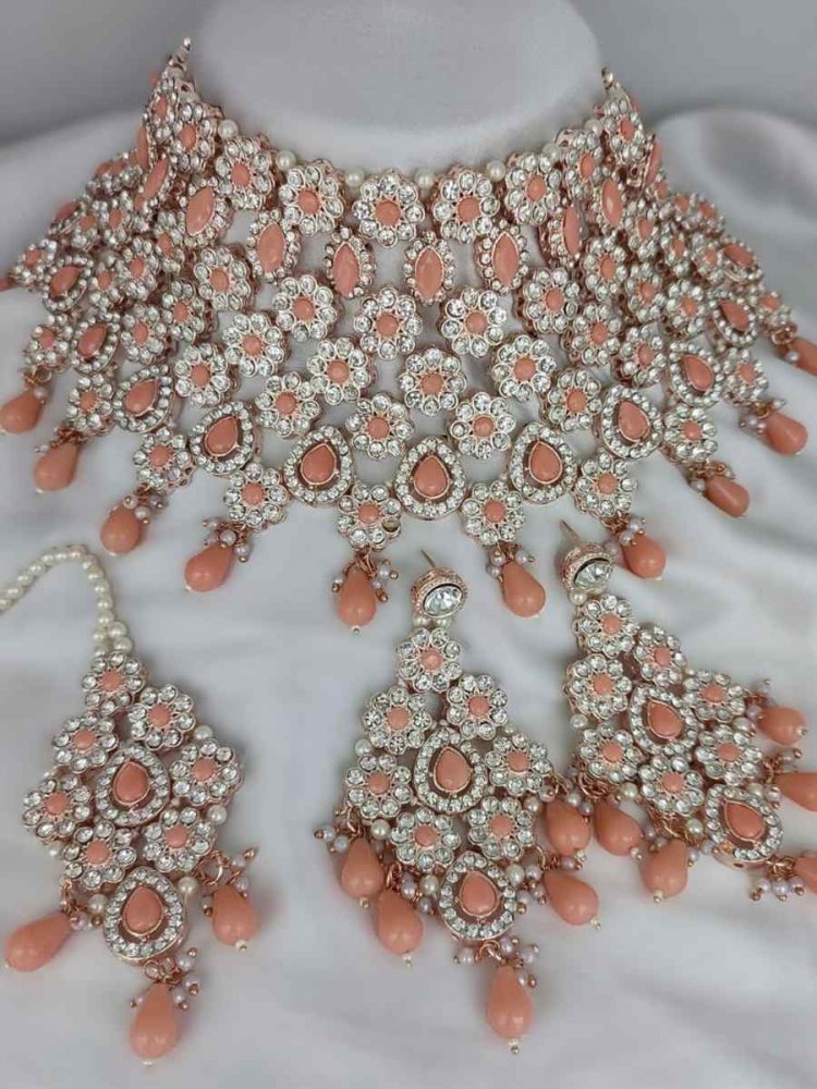 Peach Alloy Bridal Wear Kundan Necklace