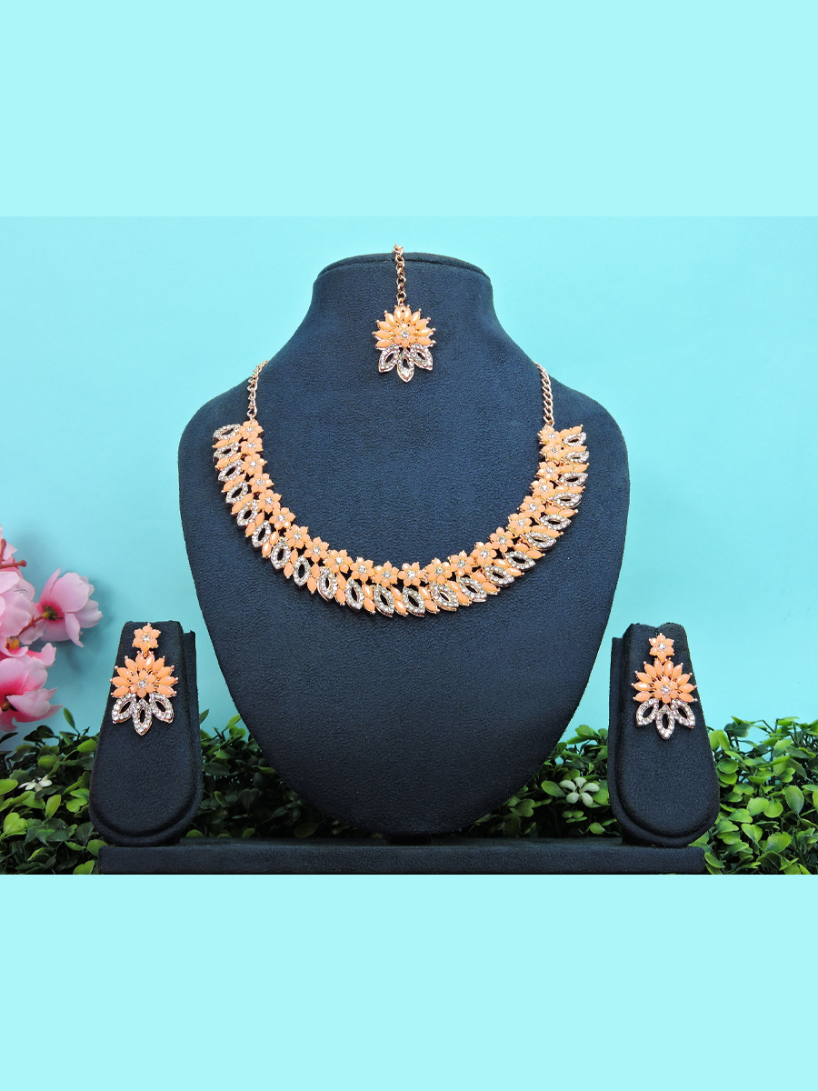 Peach Alloy Festival Wear Kundan Necklace