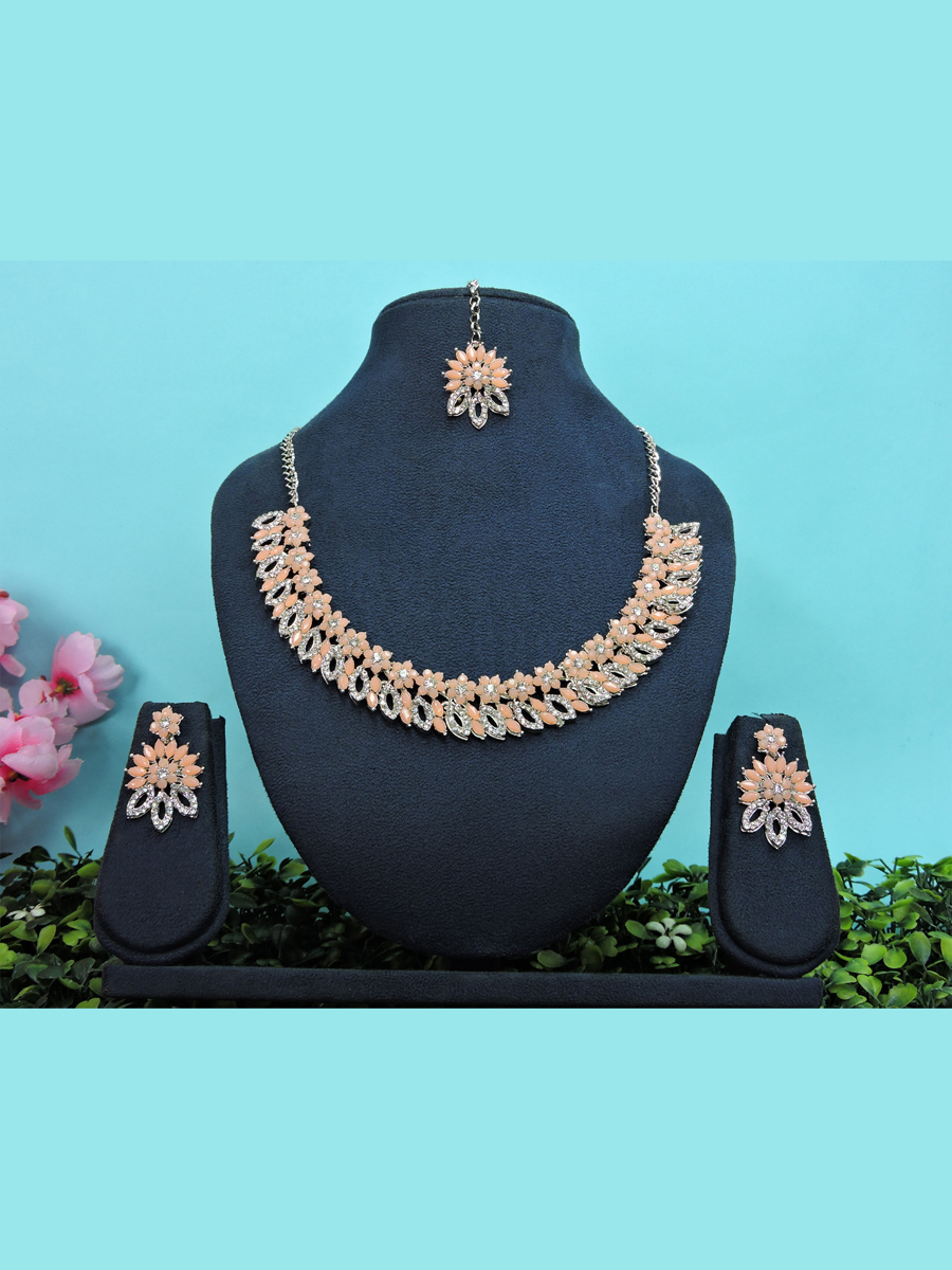 Peach Alloy Festival Wear Kundan Necklace