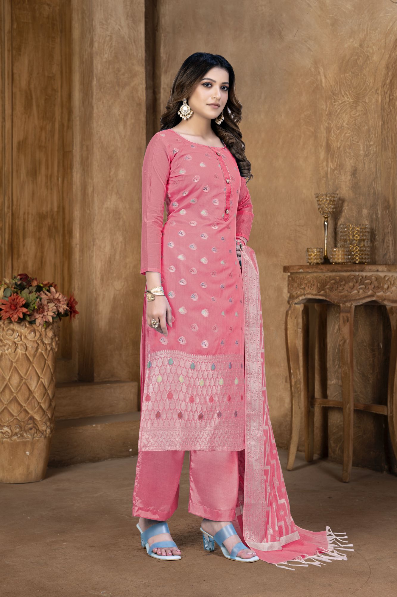 Peach Banarasi Jacquard Embroidered Festival Party Pant Salwar Kameez