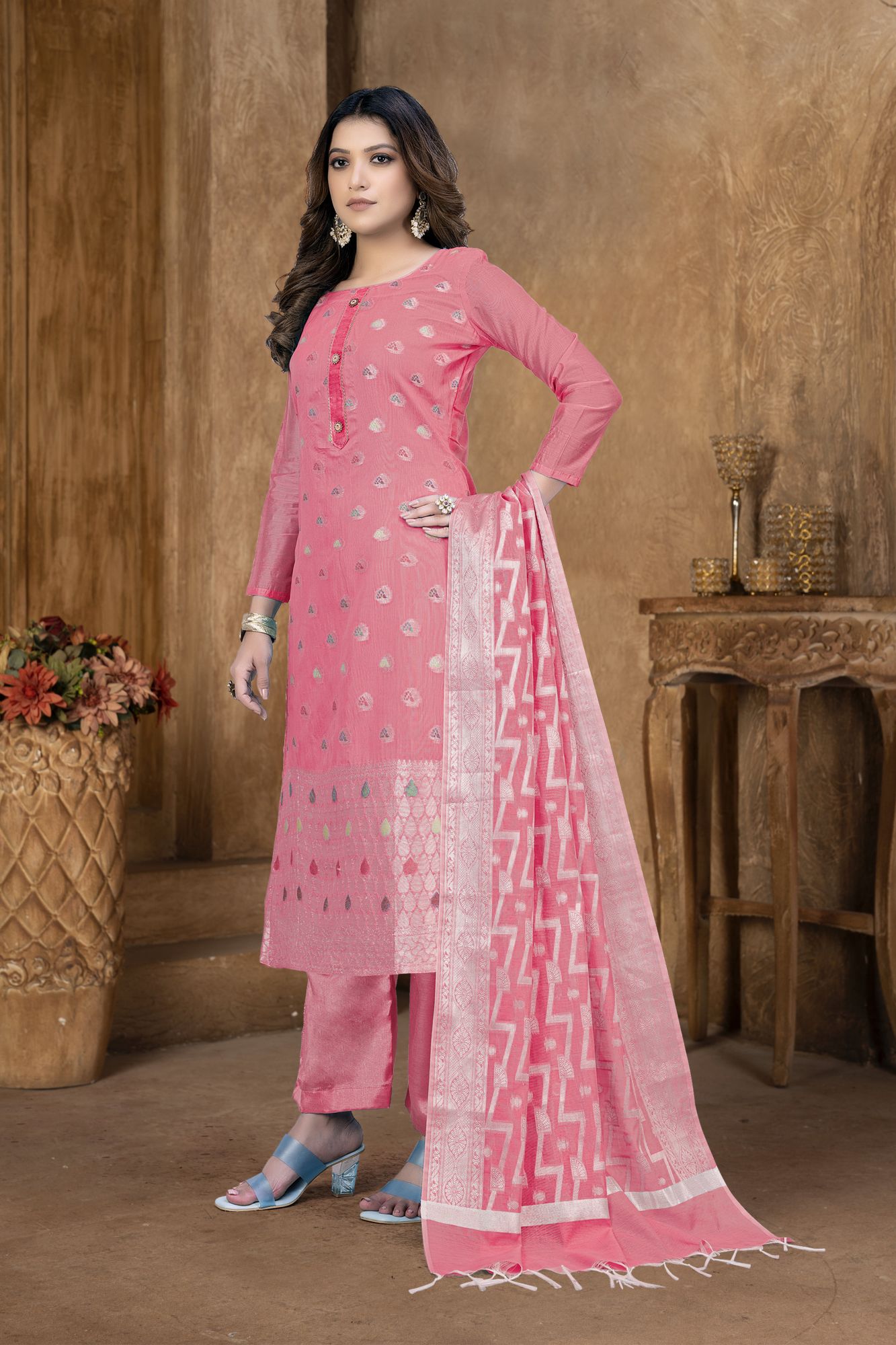 Peach Banarasi Jacquard Embroidered Festival Party Pant Salwar Kameez