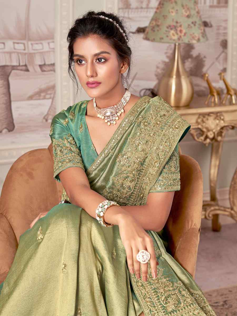 Peach Silk Embroidered Festival Wedding Fancy Heavy Border Saree
