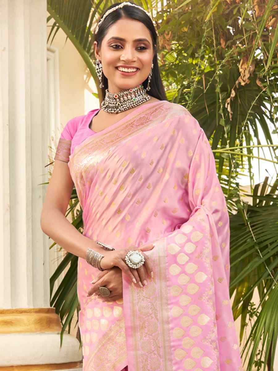 Peach Silk Handwoven Wedding Festival Heavy Border Saree