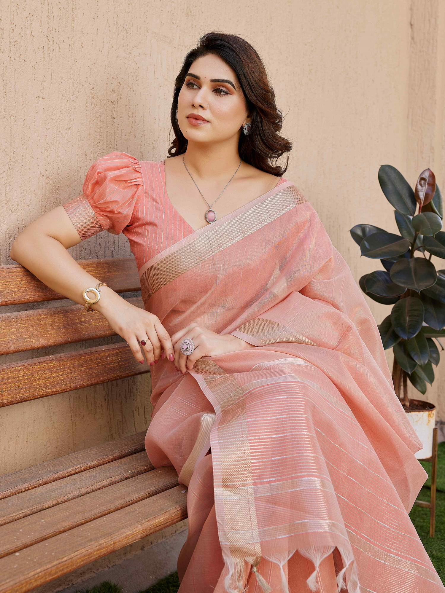 Peach Tissue Linen Silk Zari Handwoven Casual Reception Festival Wedding Fancy Classic Style Sarees