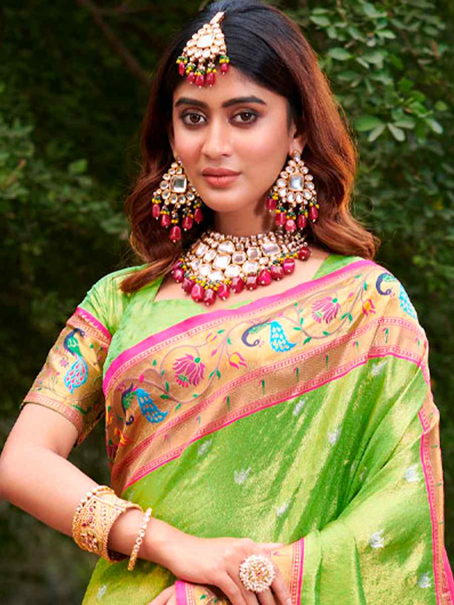 Perrot Green Paithani Silk Handwoven Festival Wedding Heavy Border Saree